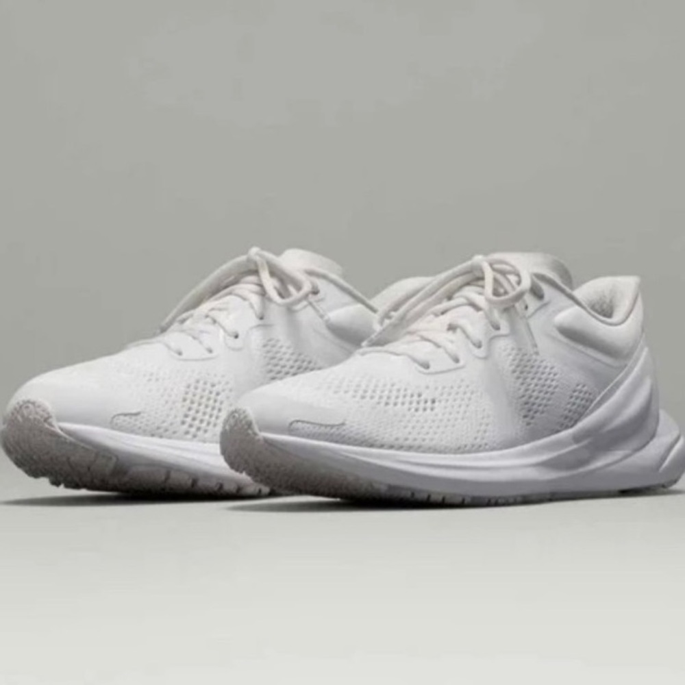 brand new lululemon sneakers in size 8